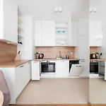 Apartment Manufaktura Deluxe By Bookinghost