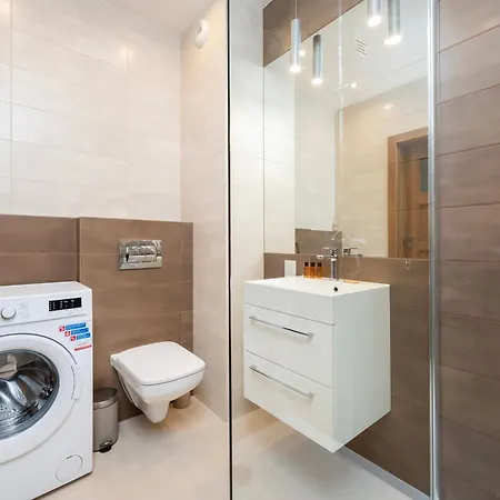 Manufaktura Deluxe By Bookinghost * Łódź