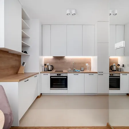 Manufaktura Deluxe By Bookinghost Apartamento *